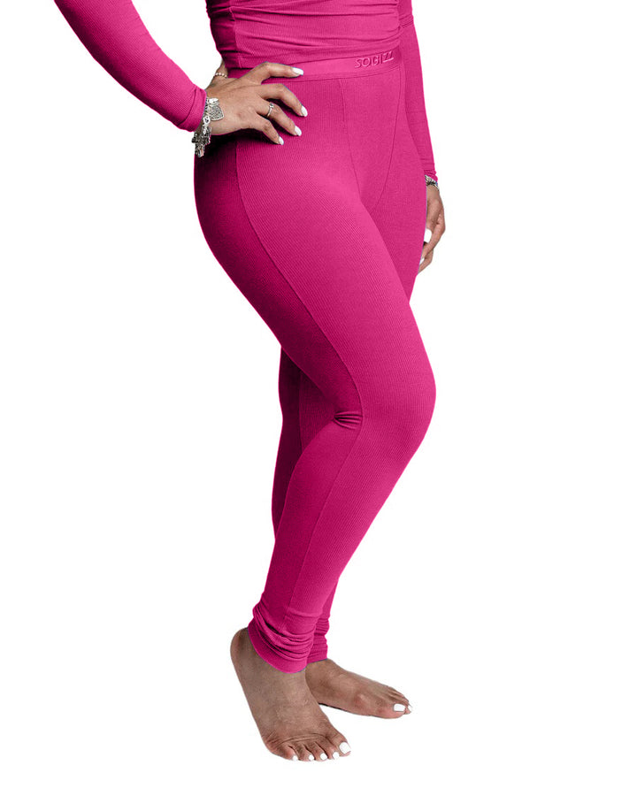 Women Essential Leggings in Fuschia