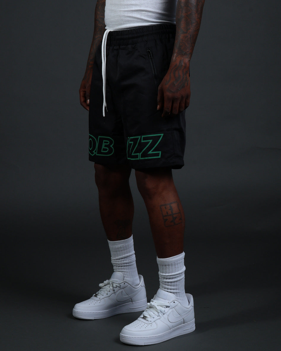 Sideline Shorts in Black/Green