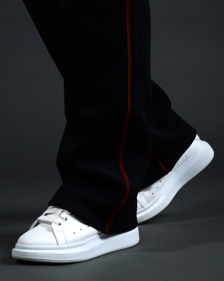Smoov Sweatpants in Black/Red