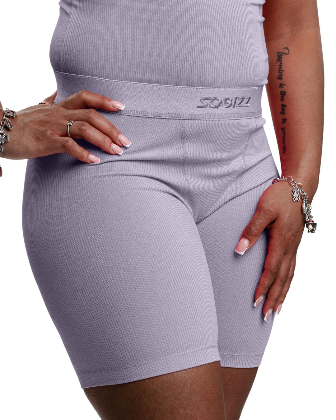 Women Essential Biker Tights in Lilac