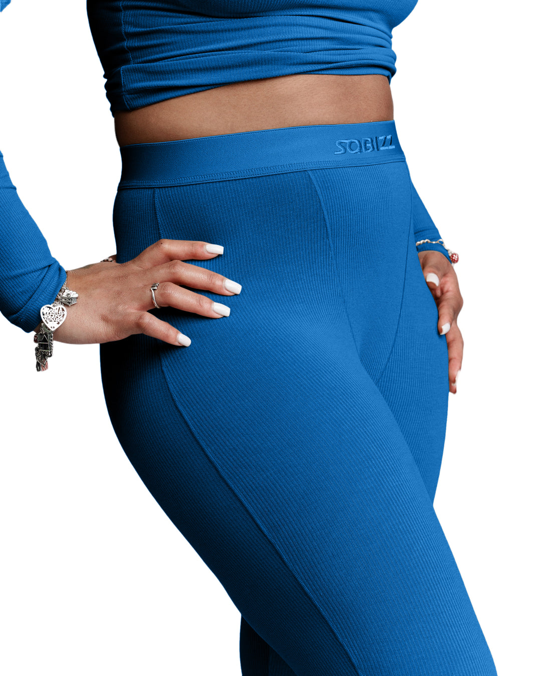 Women Essential Leggings in Royal