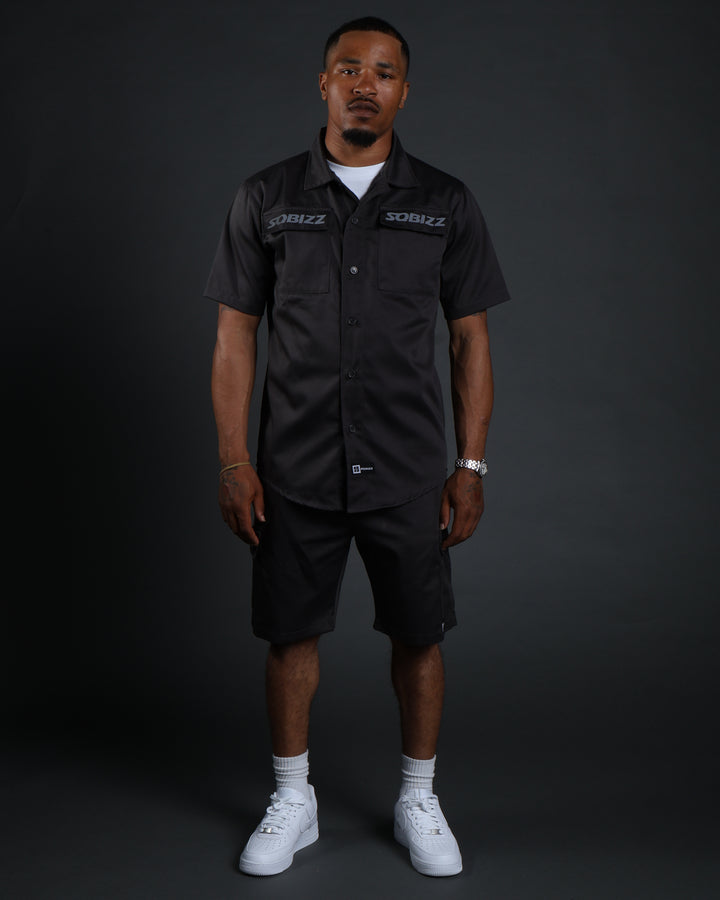 Hussle Shirt in Charcoal
