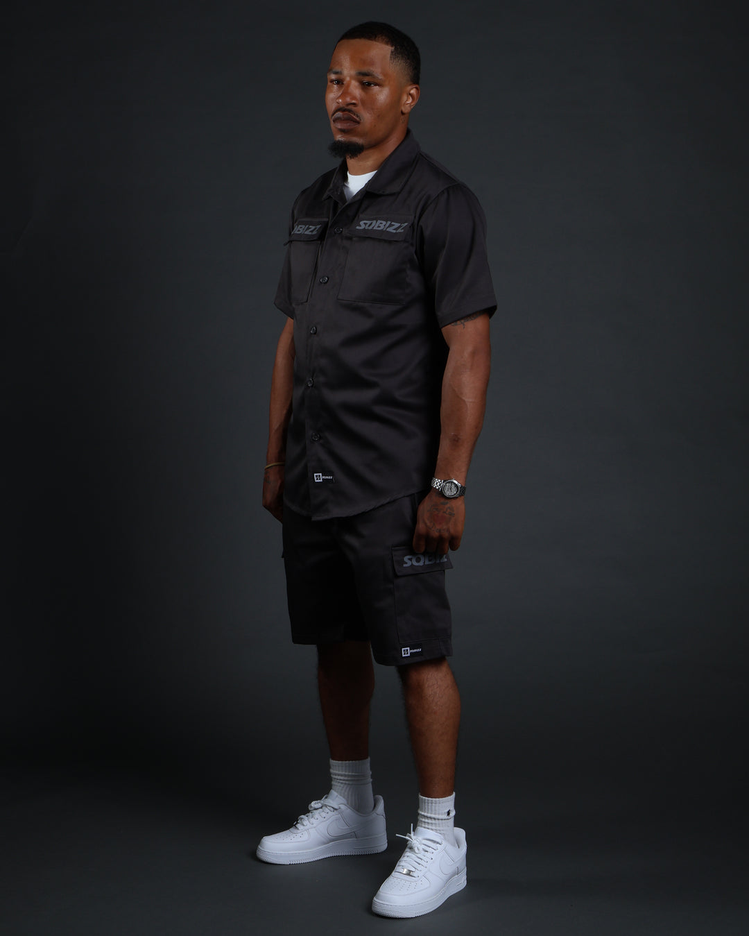Hussle Shirt in Charcoal