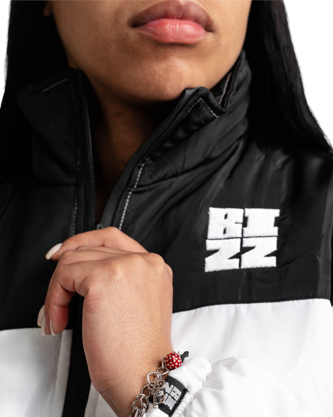Women Club Puffer Jacket in White/Black
