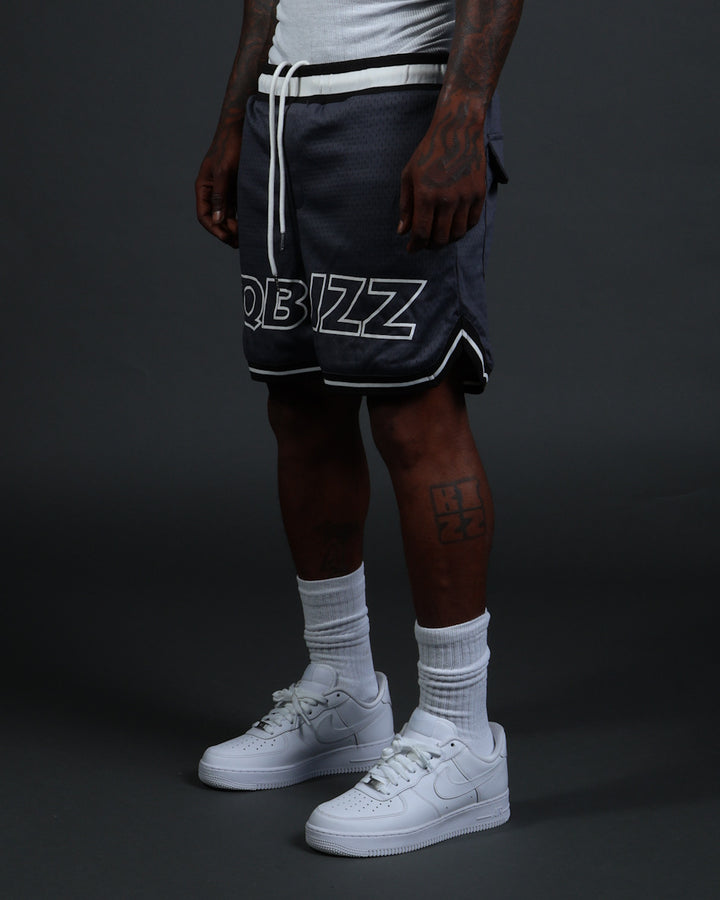 MVP Shorts in Darkgrey/White