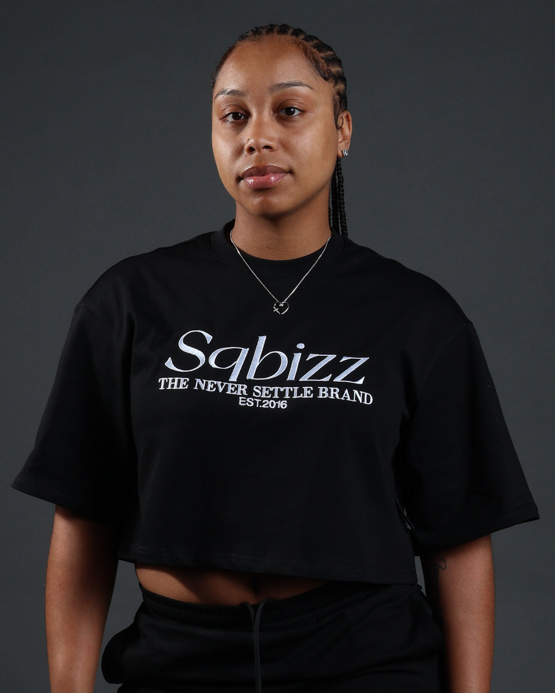 Women Prestige Tee in Black/White