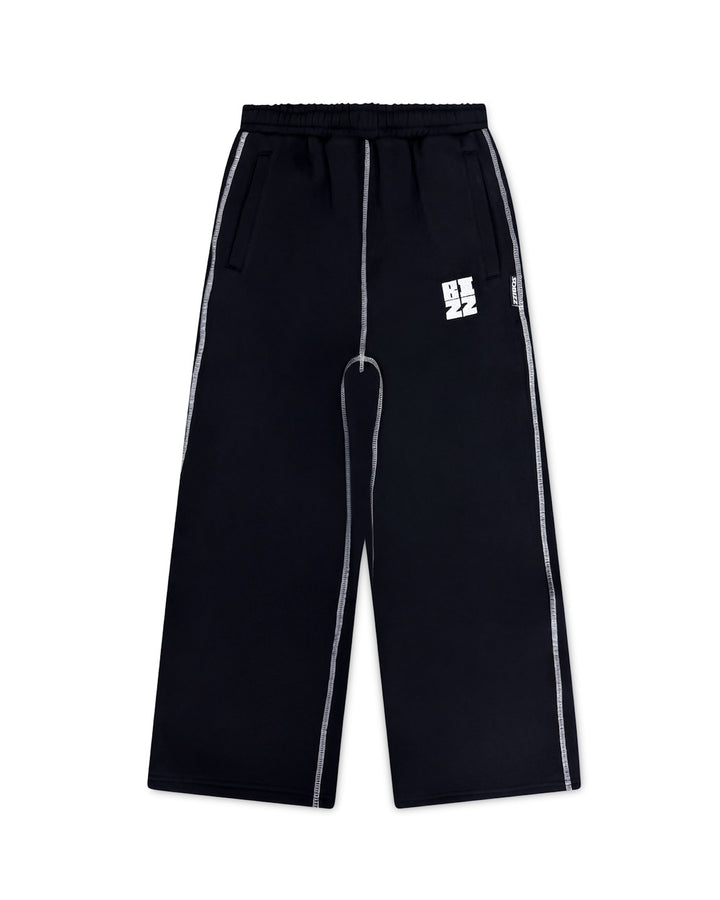 Smoov Sweatpants in Black/White