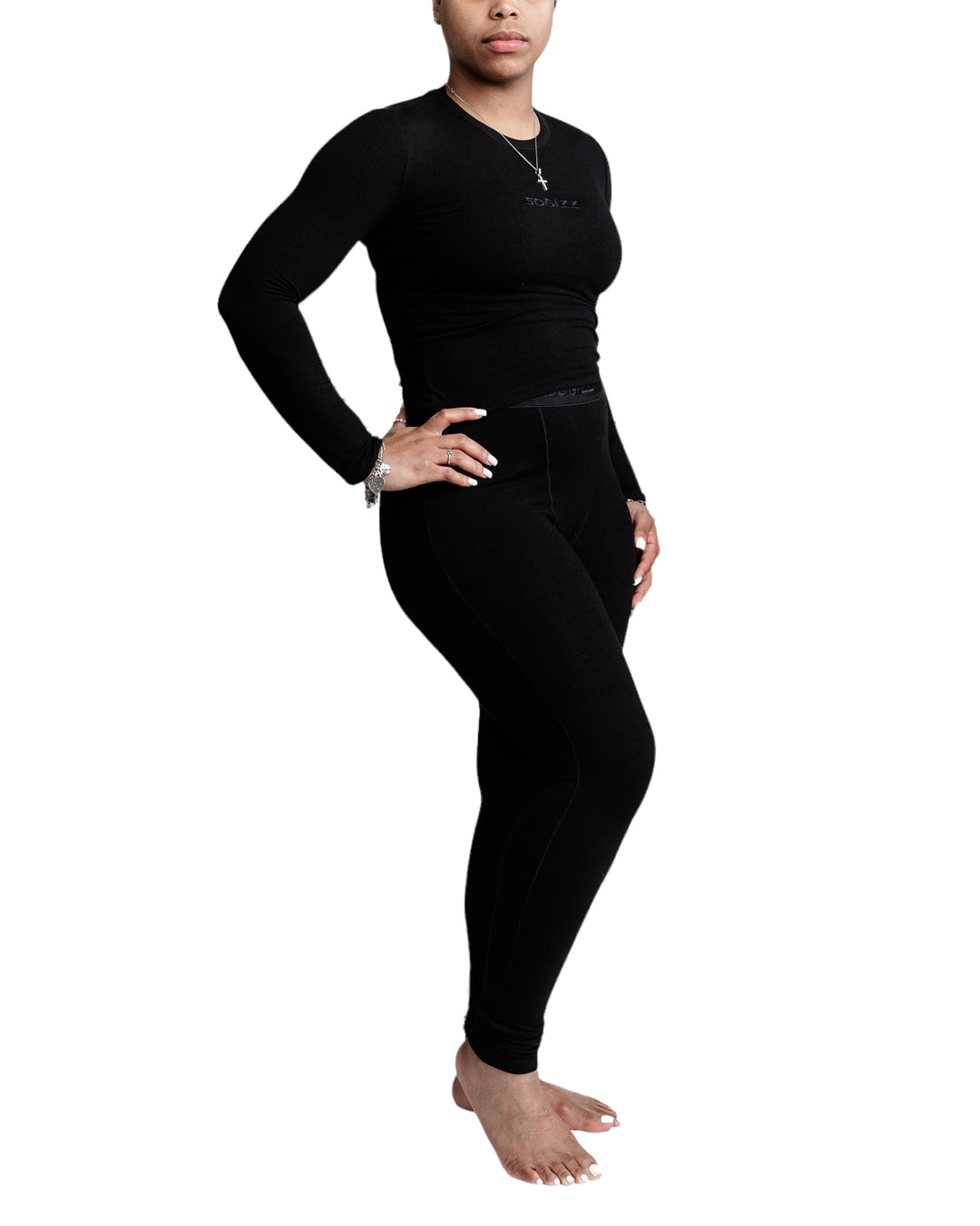 Women Essential Leggings in Black