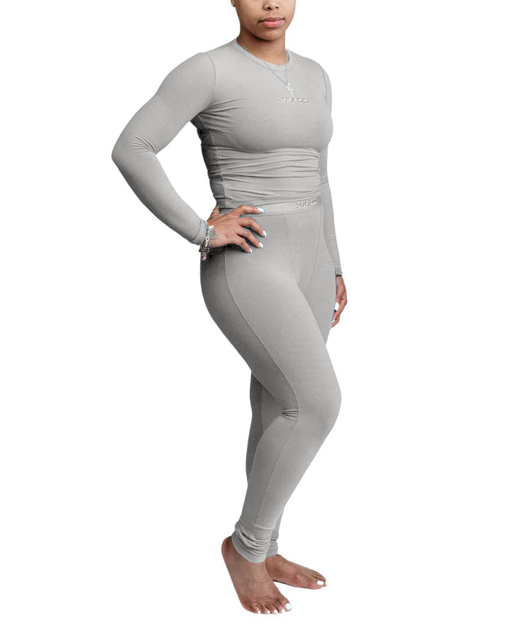Women Essential L/S Shirt in Grey
