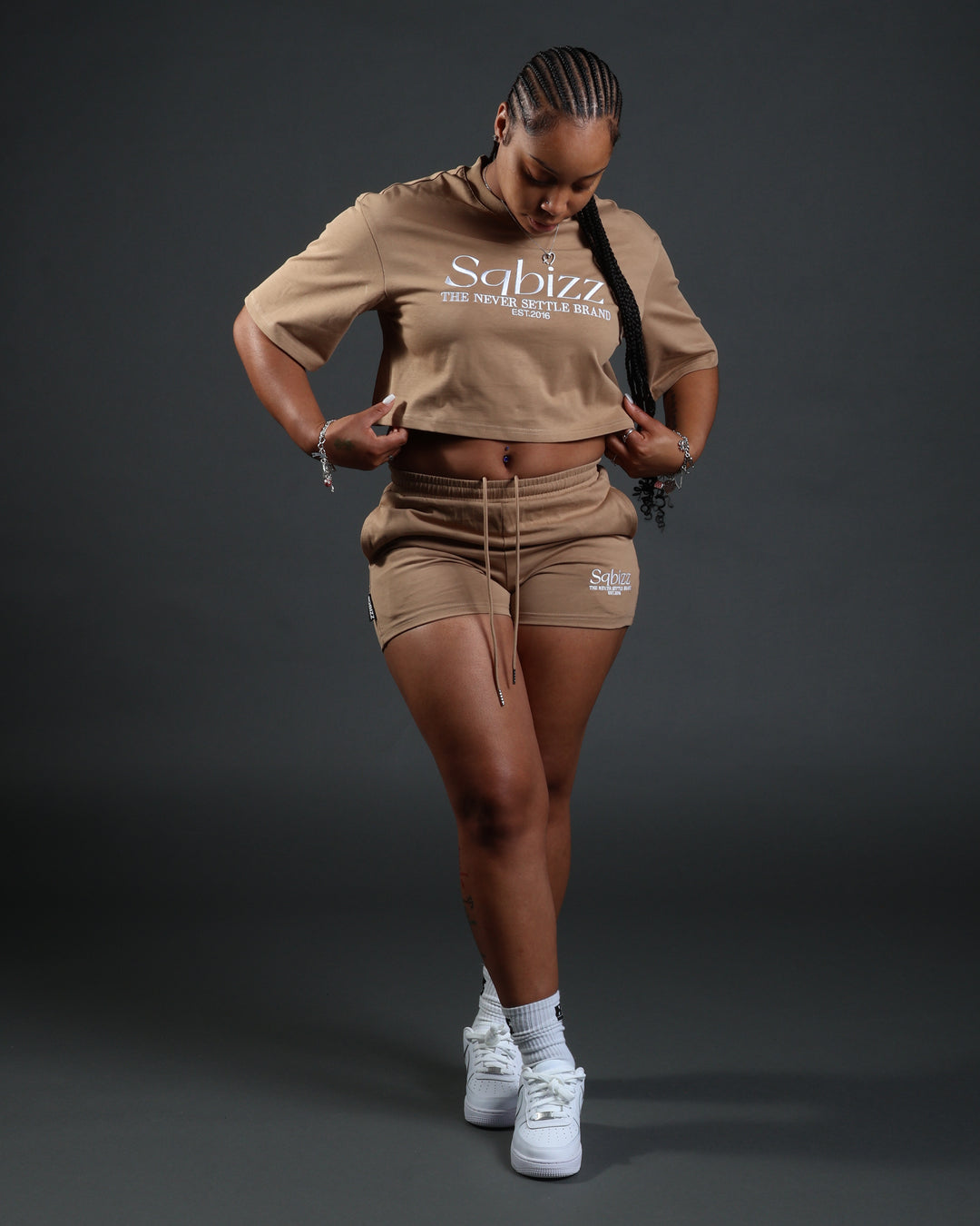 Women Prestige Shorts in Tan/White