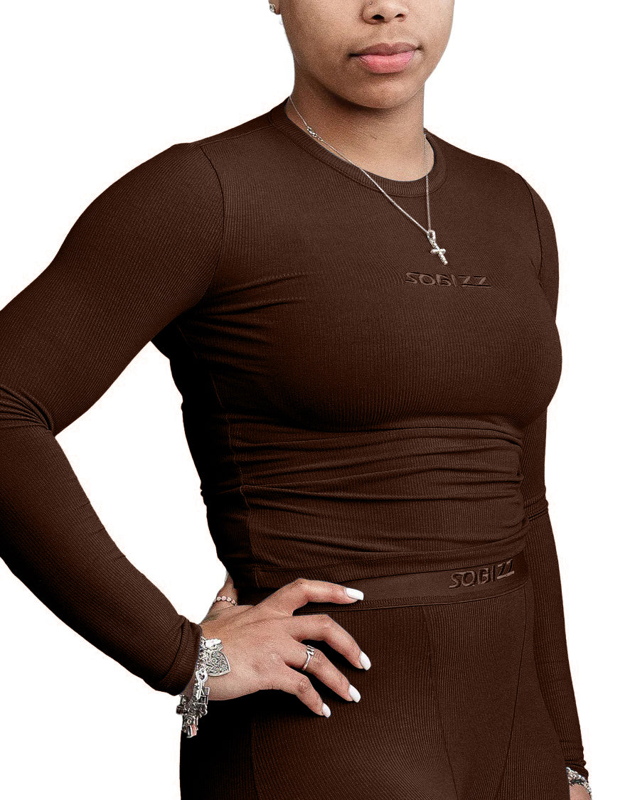 Women Essential L/S Shirt in Chocolate