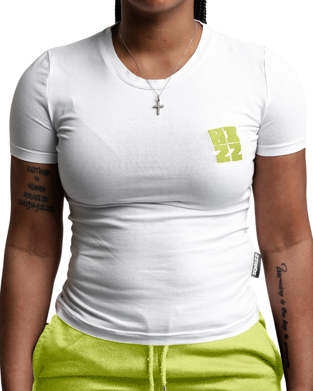 Women Bizz Tee in White/Light Green