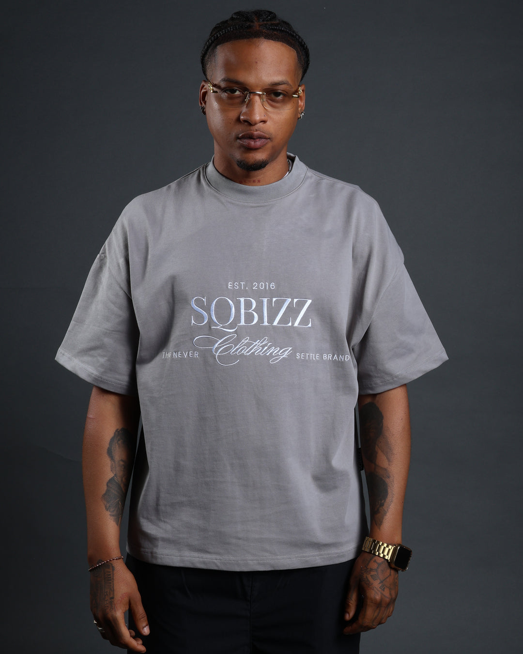 Legacy Shirt in Darkgrey/White