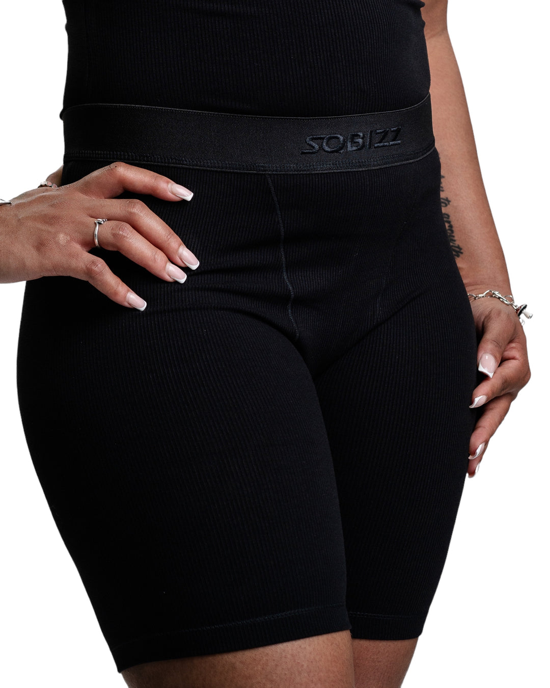 Women Essential Biker Tights in Black