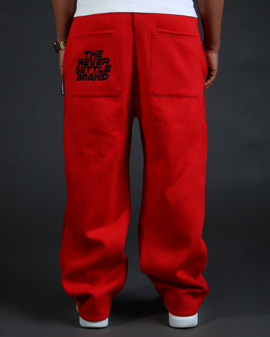 Smoov Sweatpants in Red/Black