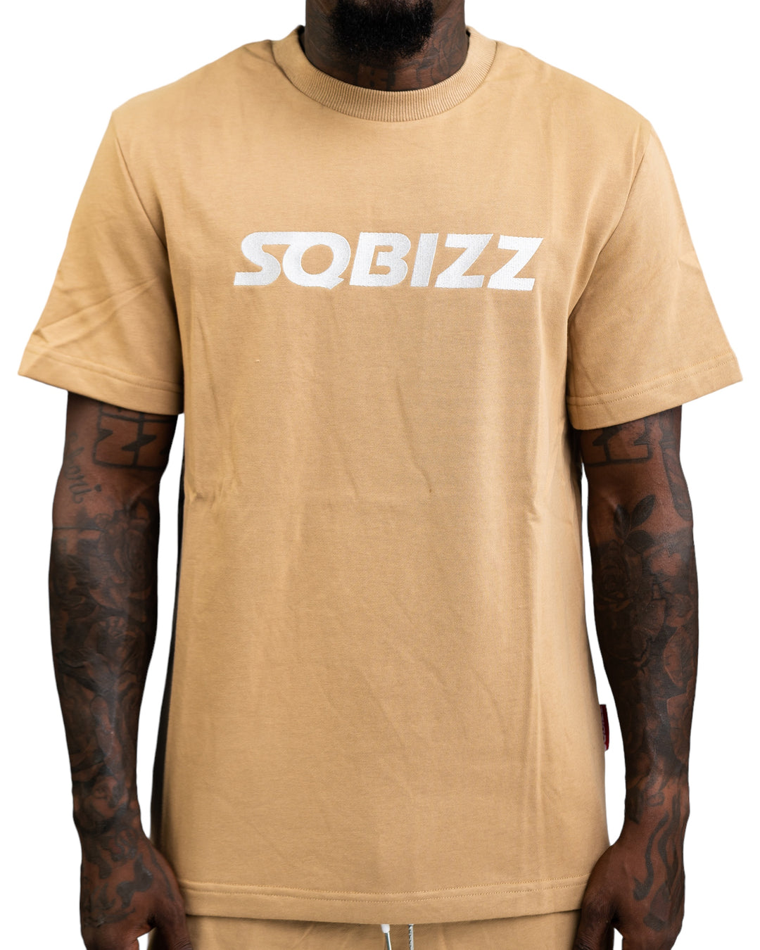 Centre Tee in Tan/White