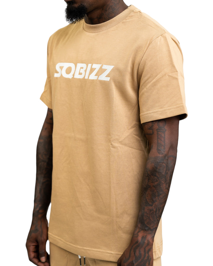 Centre Tee in Tan/White