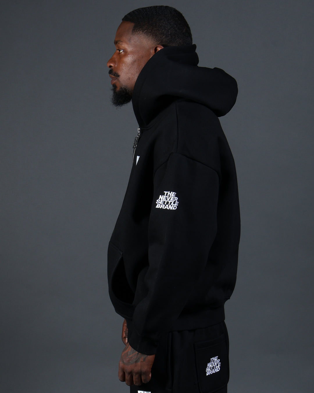 Bizz Zip Hoodie in Black/White