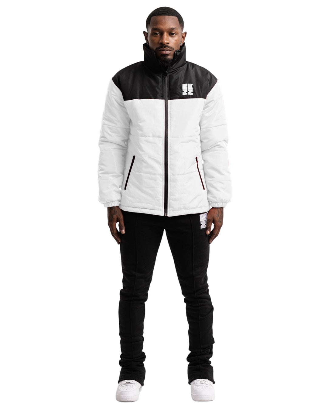 Club Puffer Jacket In White/Black