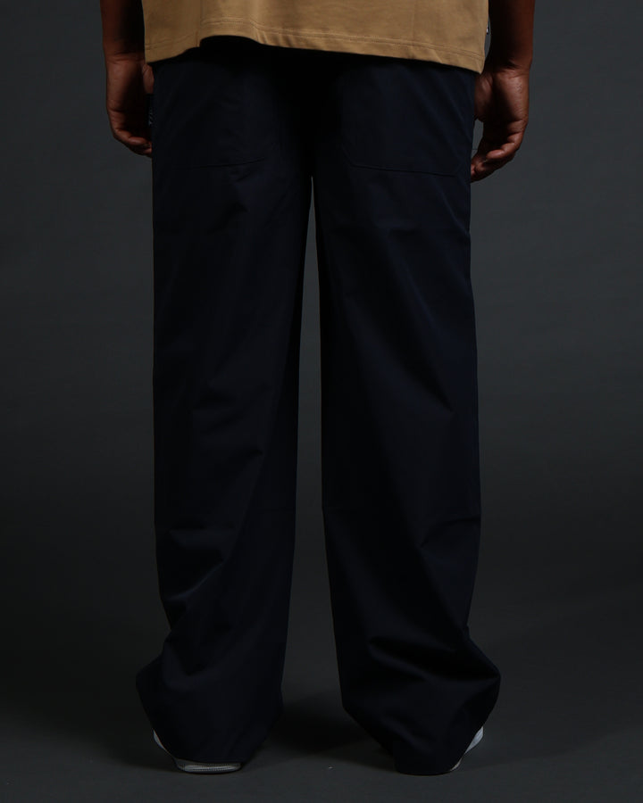 Summit Windpants in Navy/Wheat