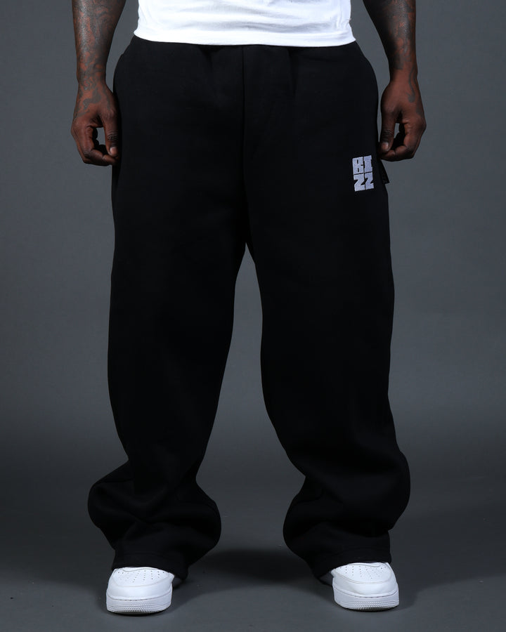 Bizz Sweatpants in Black/White