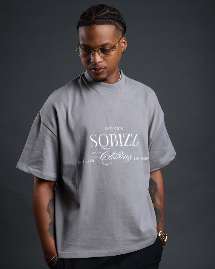 Legacy Shirt in Darkgrey/White