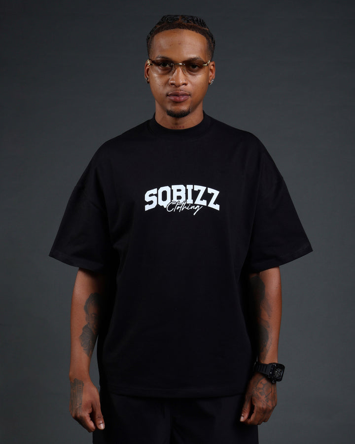 Motto Tee In Black/White