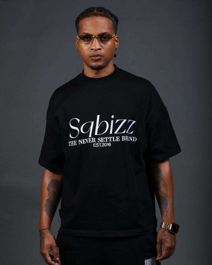 Prestige Tee in Black/White