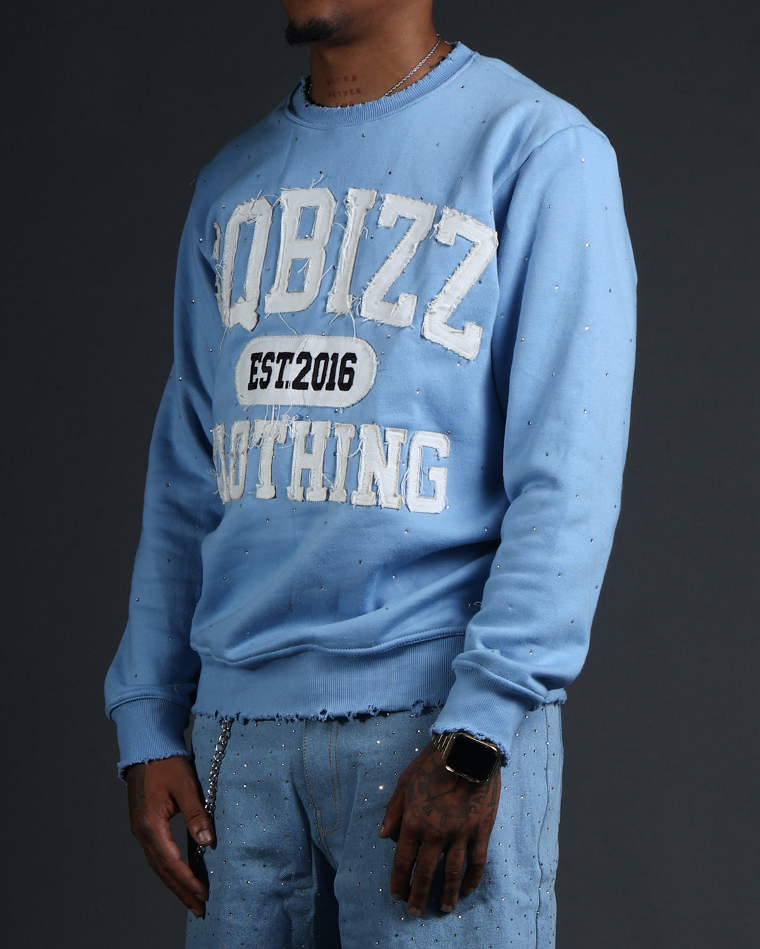 Stud Sweater in Babyblue/White