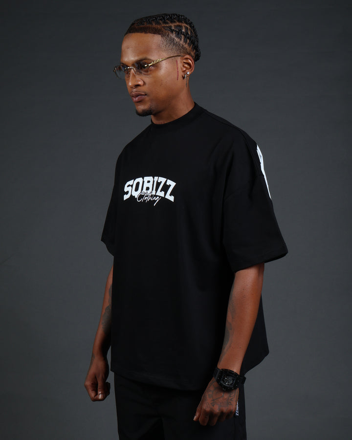 Motto Tee In Black/White