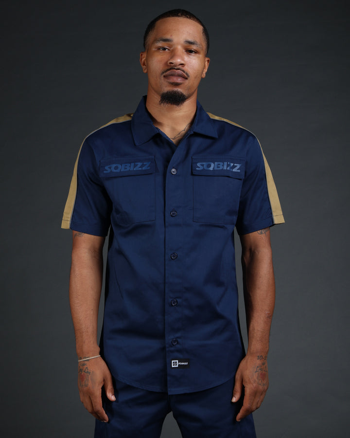 V2 Hussle Shirt in Navy/Khaki