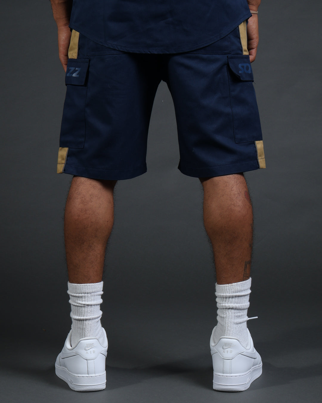 V2 Hussle Shorts in Navy/Khaki