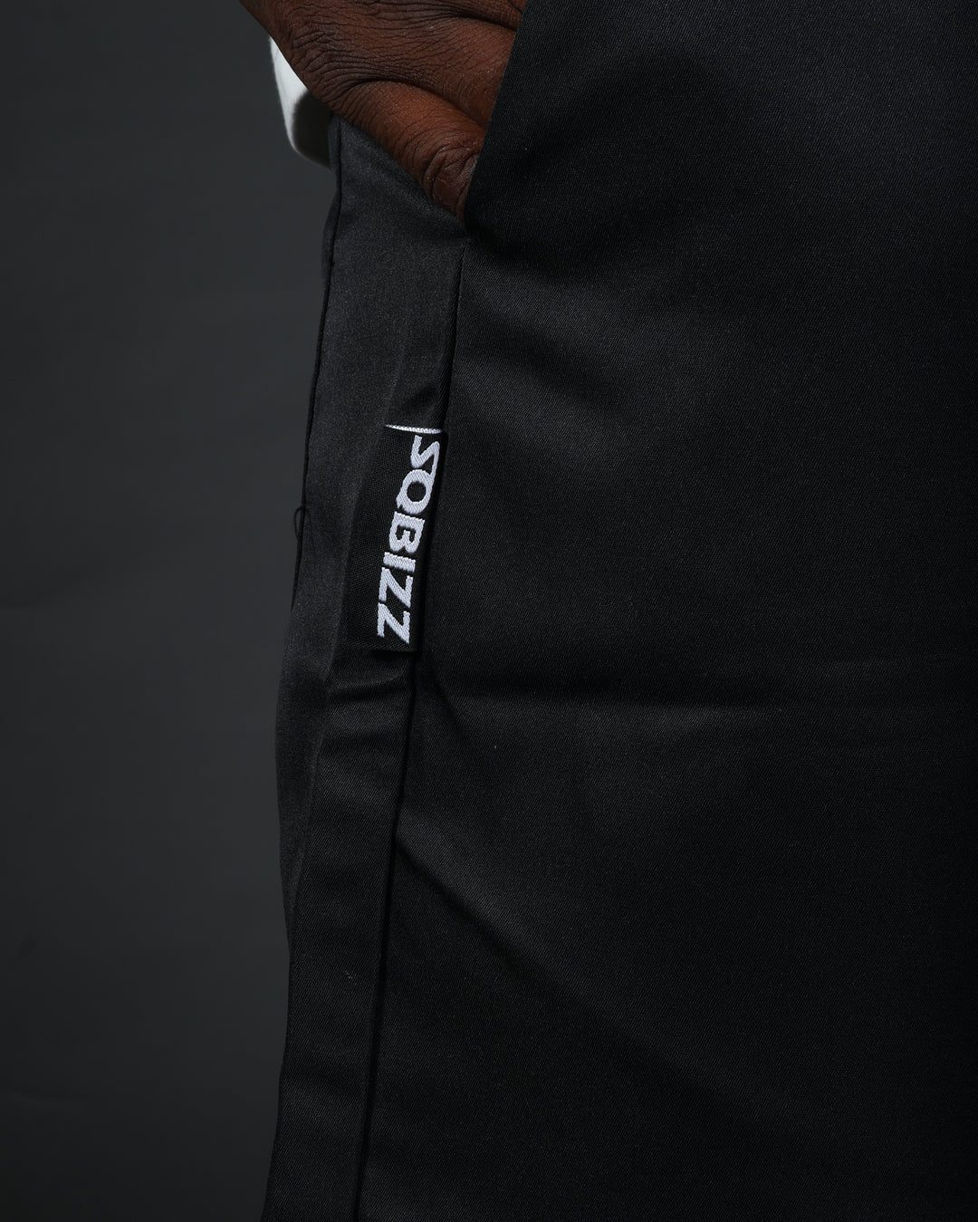 Club Shorts in Black/White
