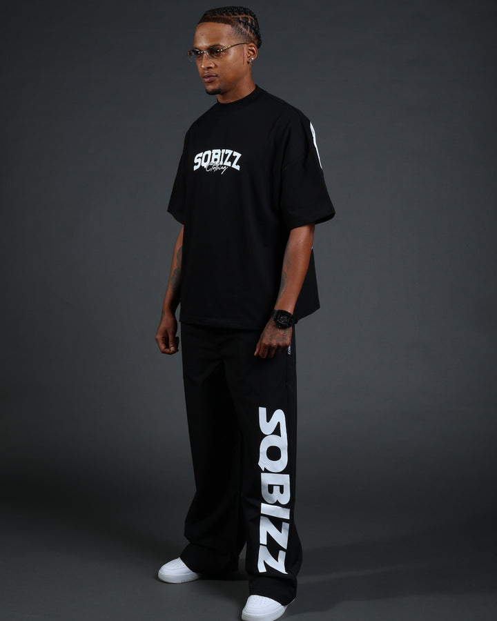 Motto Tee In Black/White