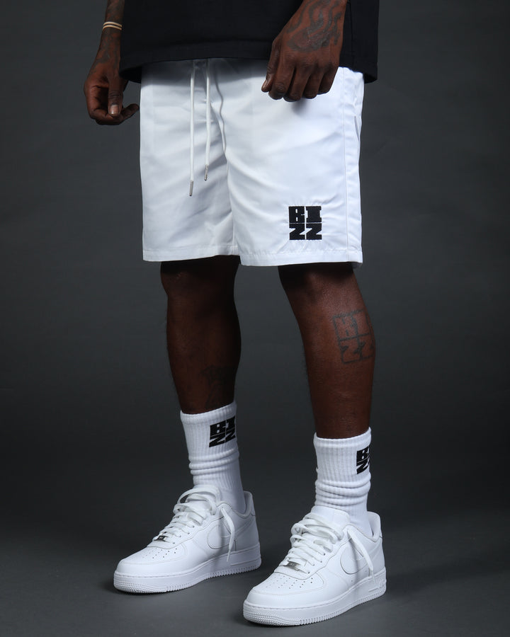 Club Shorts in White/Black