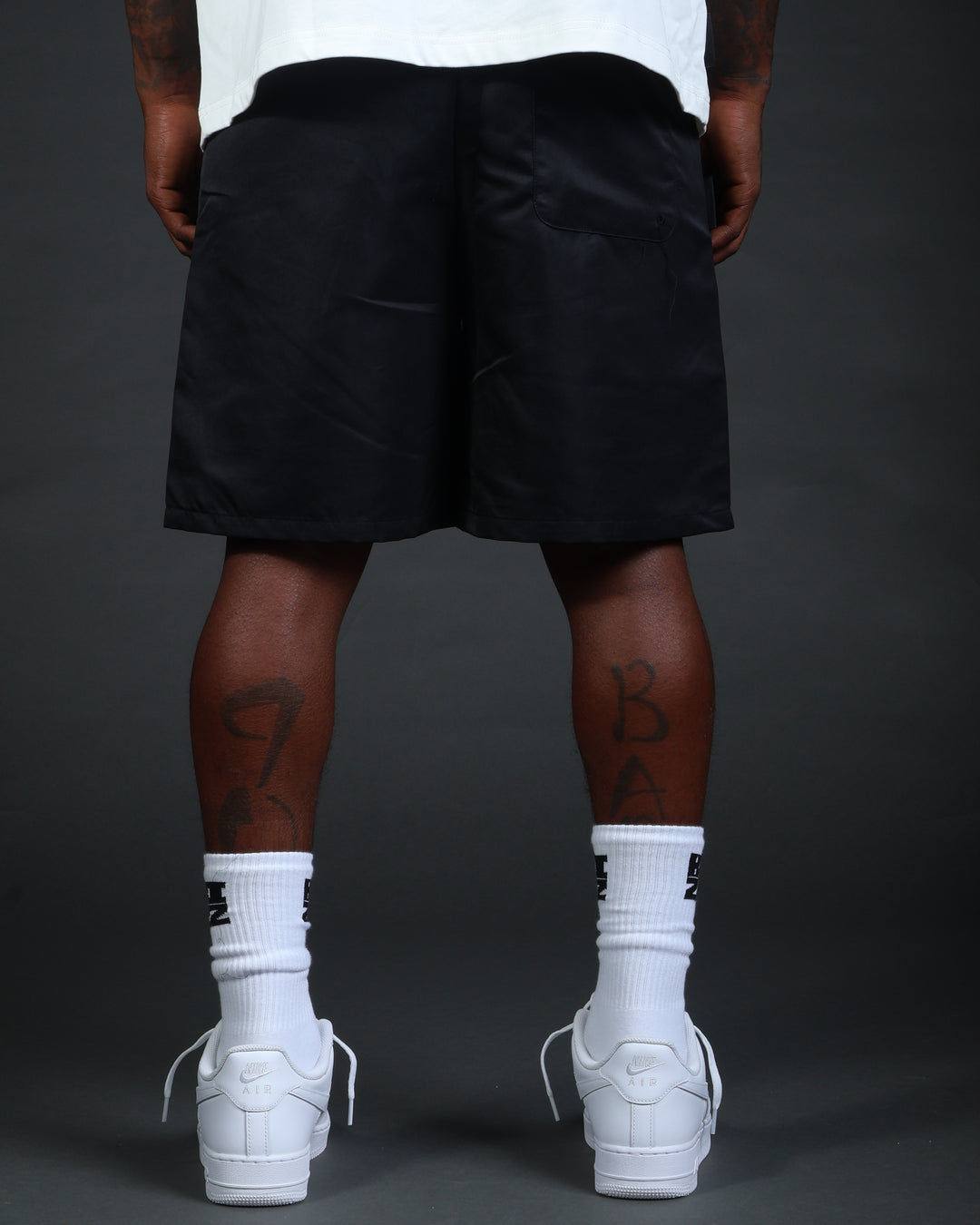Club Shorts in Black/White