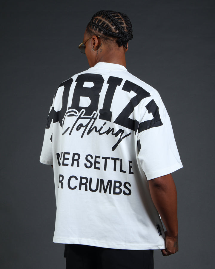 Motto Tee In White/Black