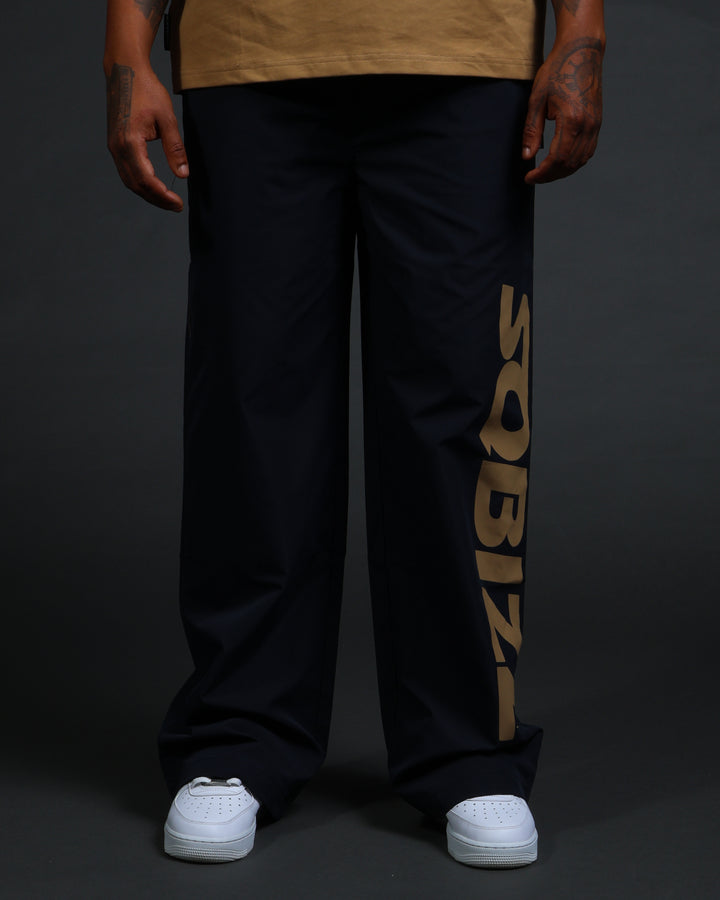 Summit Windpants in Navy/Wheat