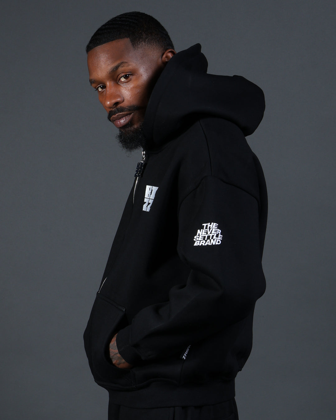 Bizz Zip Hoodie in Black/White