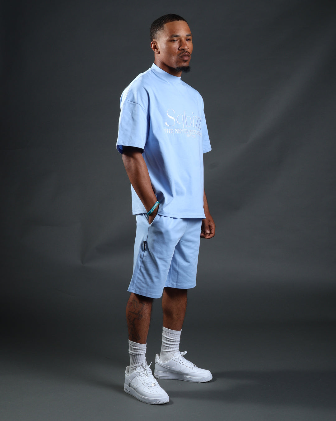Prestige Tee in Babyblue/White