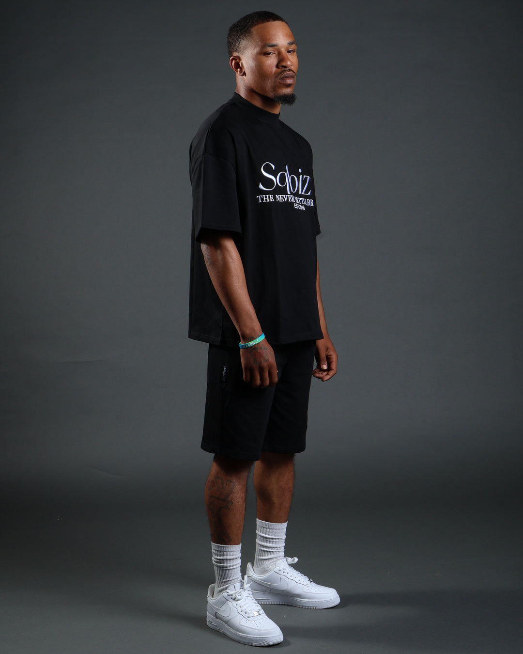 Prestige Shorts in Black/White
