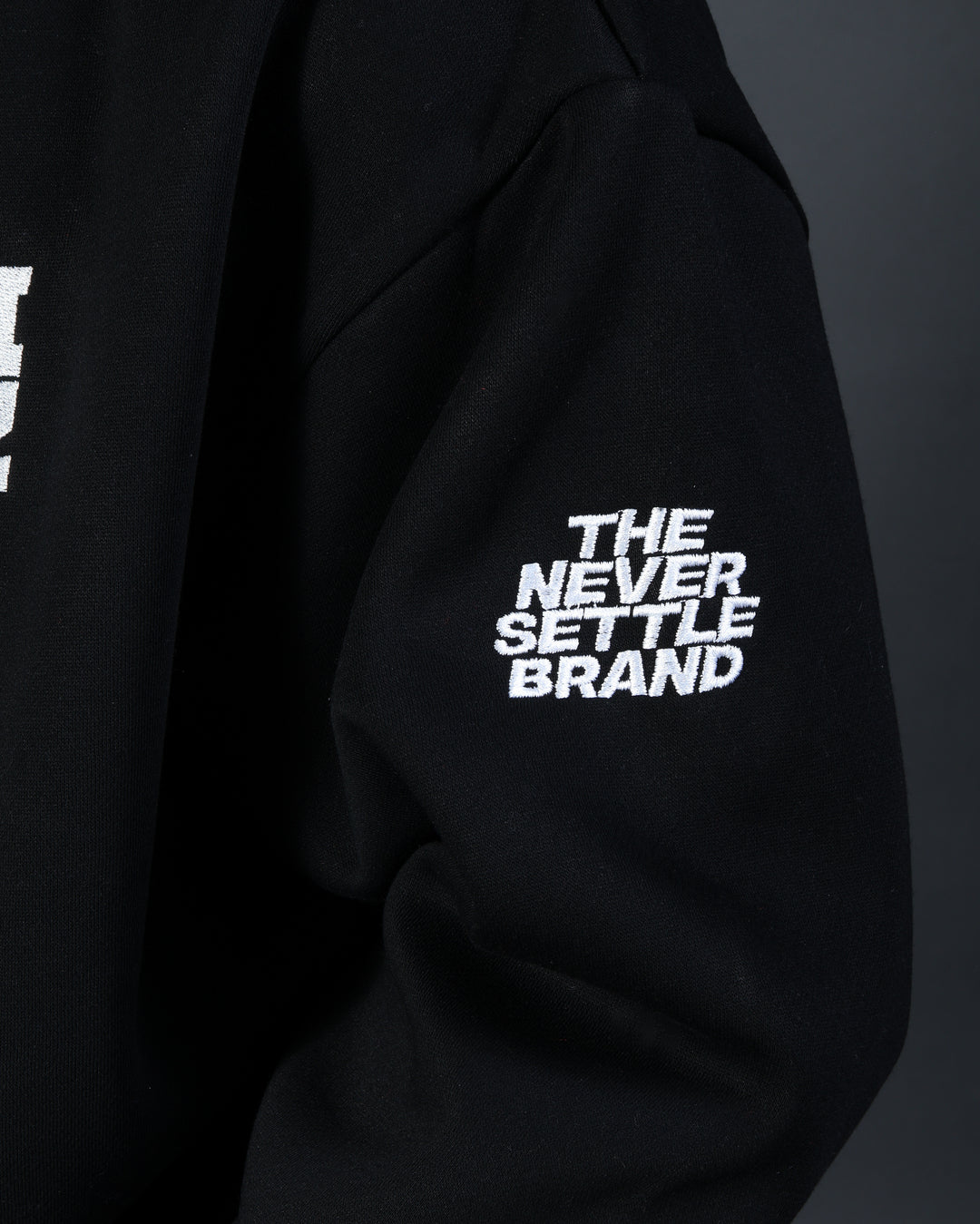Bizz Zip Hoodie in Black/White